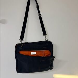 Briggs & Riley Messenger Laptop Bag | VB406-4 Travel Briefcase